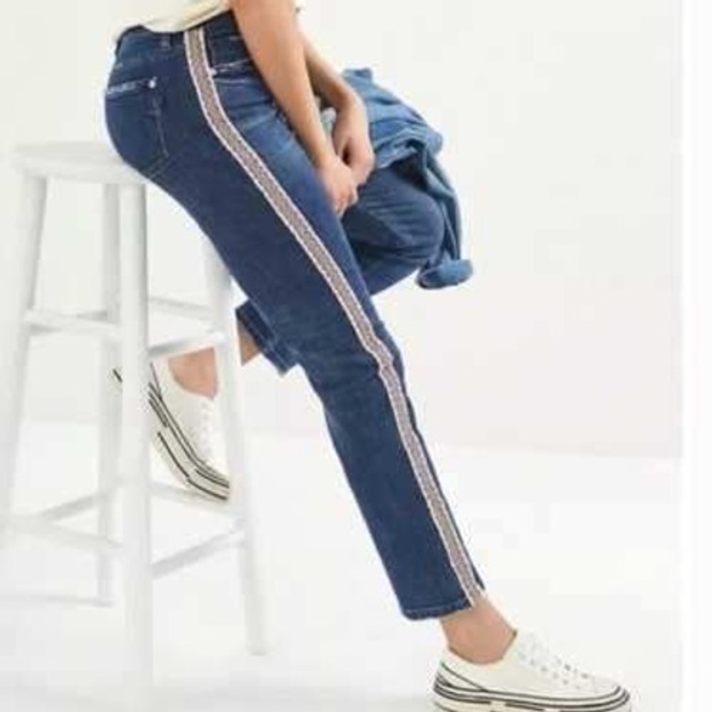 Anthropologie Pilcro Slim Boyfriend Crop Jeans Woven Side Stripe Denim Womens 32